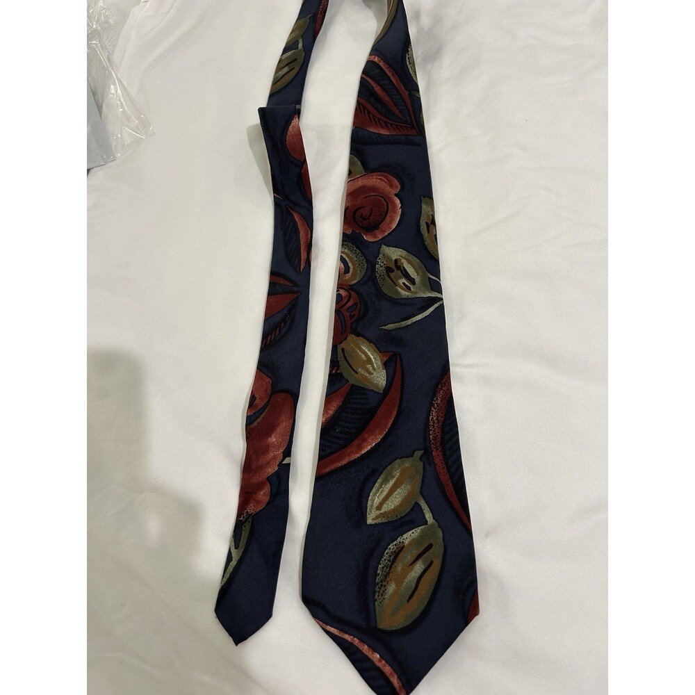 ZYLOS George Machado Neck Tie 100% Italian Silk Multi Color Navy Floral